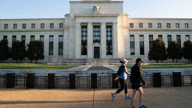 Các nhà kinh tế nói gì về những thay đổi chính sách của Fed