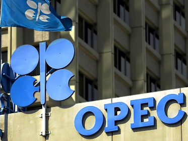 OPEC+ giữ nguyên kế hoạch tăng sản lượng dầu hàng tháng