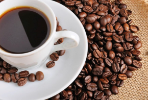 Đồng USD giảm kết hợp với việc tồn kho thấp đẩy giá cà phê đồng loạt bật tăng trên cả hai sàn phái sinh