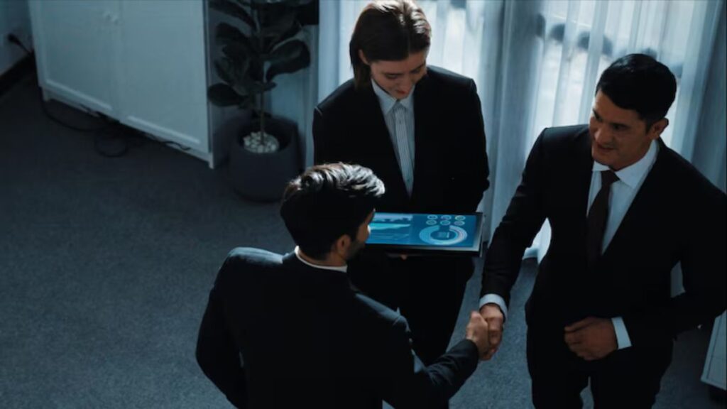 Why Top-Producing Agents Use Commission Advances as a Business Strategy